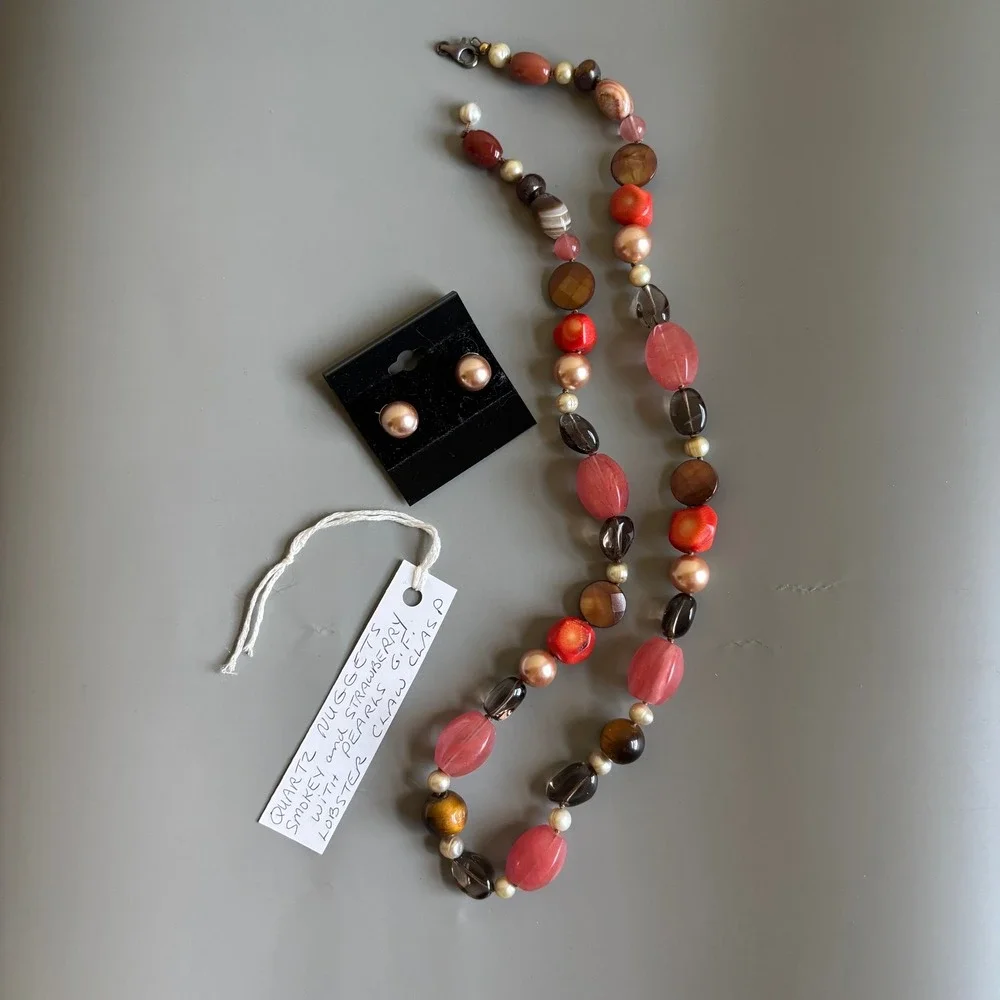 Matching Earring and Necklace Set. Handmade, imitation pearls and‎ quartz